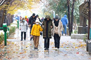 بارش اولین برف پاییزی در اصفهان