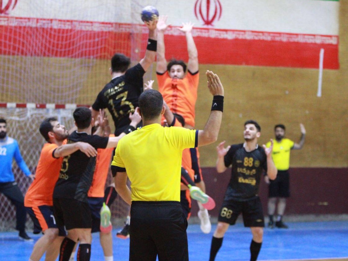 نتایج و برنامه هفته دهم لیگ برتر هندبال مردان