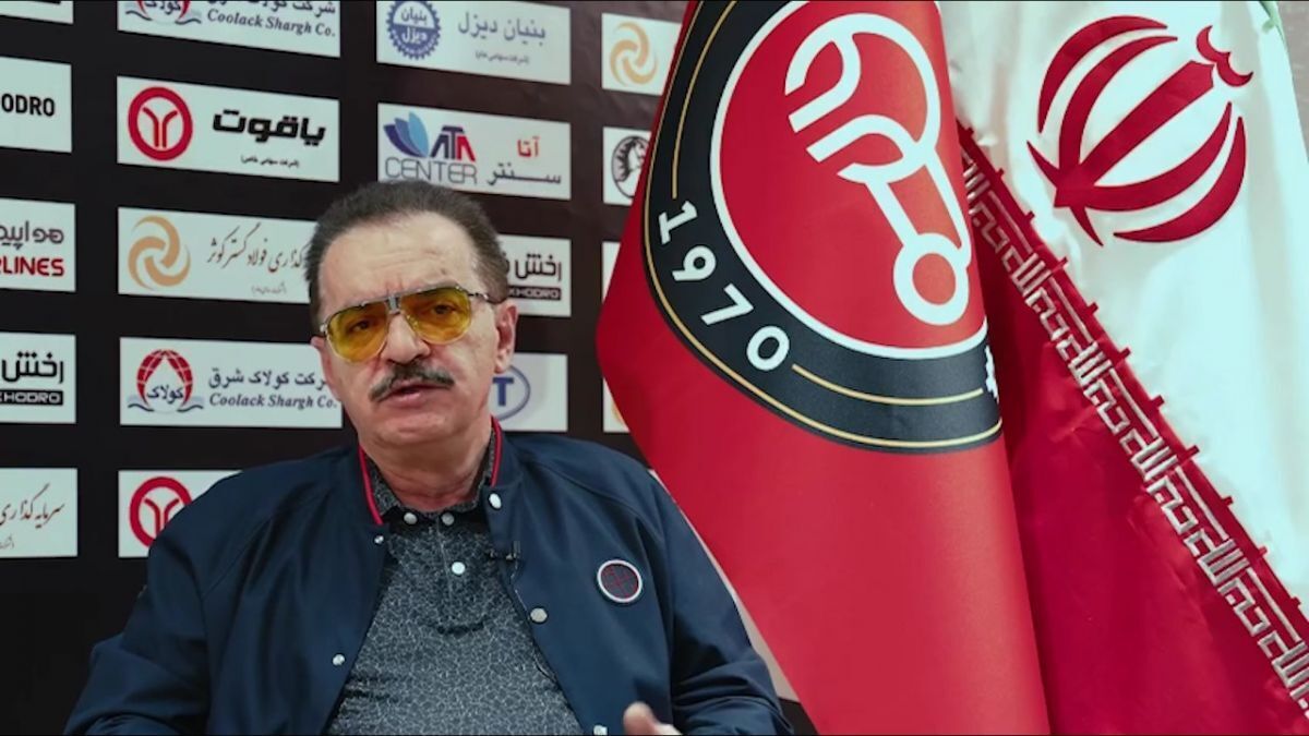 زنوزی در برنامه شب های فوتبالی؛ از تهدید به منحل کردن تراکتور تا گریه به خاطر توهین‌های قومیتی