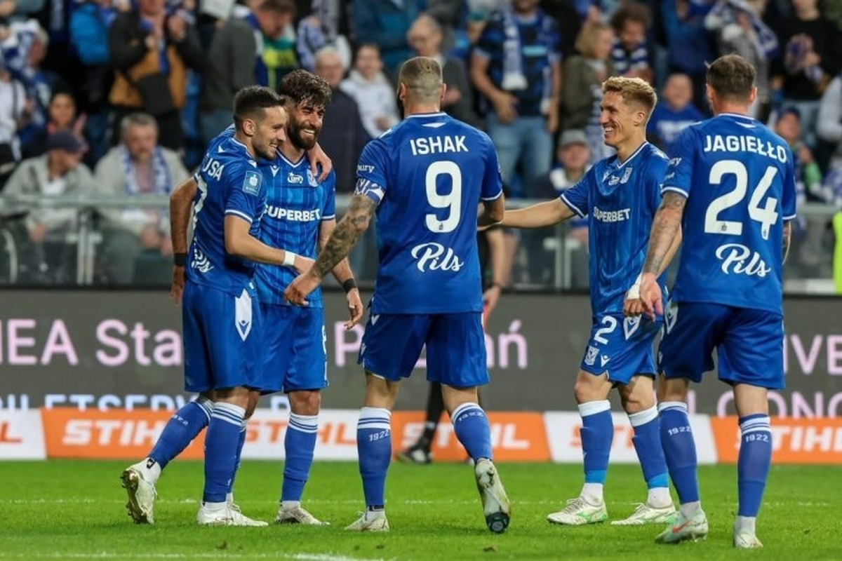 بهای سنگین تیم لخ پوزنان؛ قهرمانی به قیمت مصدومیت بازیکنان