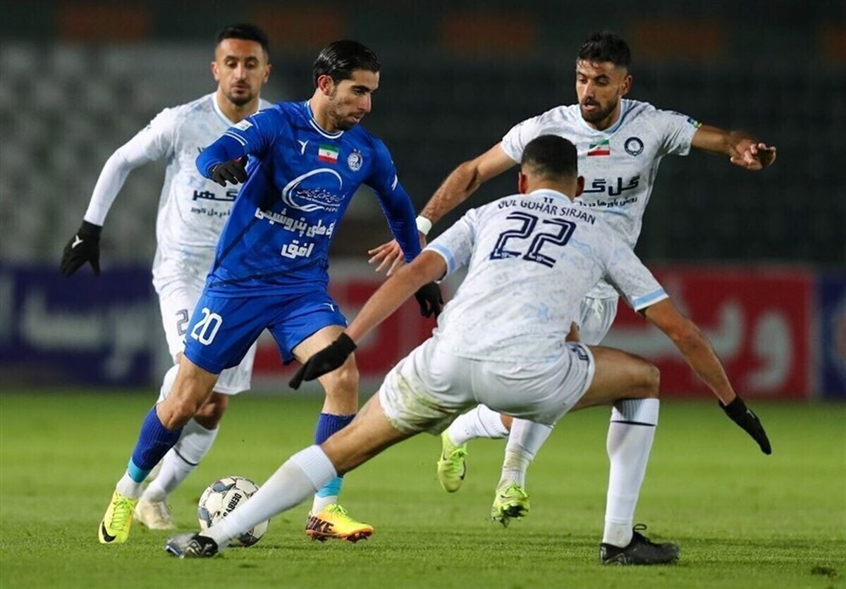 استقلال به دنبال بازگشت به کورس و گل گهر در اندیشه پایان ناکامی برابر آبی‌های پایتخت