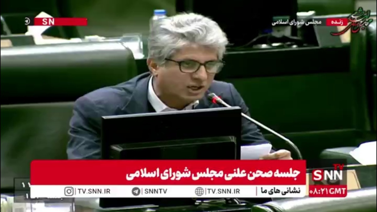 نماینده چابهار: آقای رئیس&zwnj;جمهور! قیمت ارز را کنترل کنید؛ مدام نگویید باید این کار را بکنیم، امروز ابزار در دست شماست