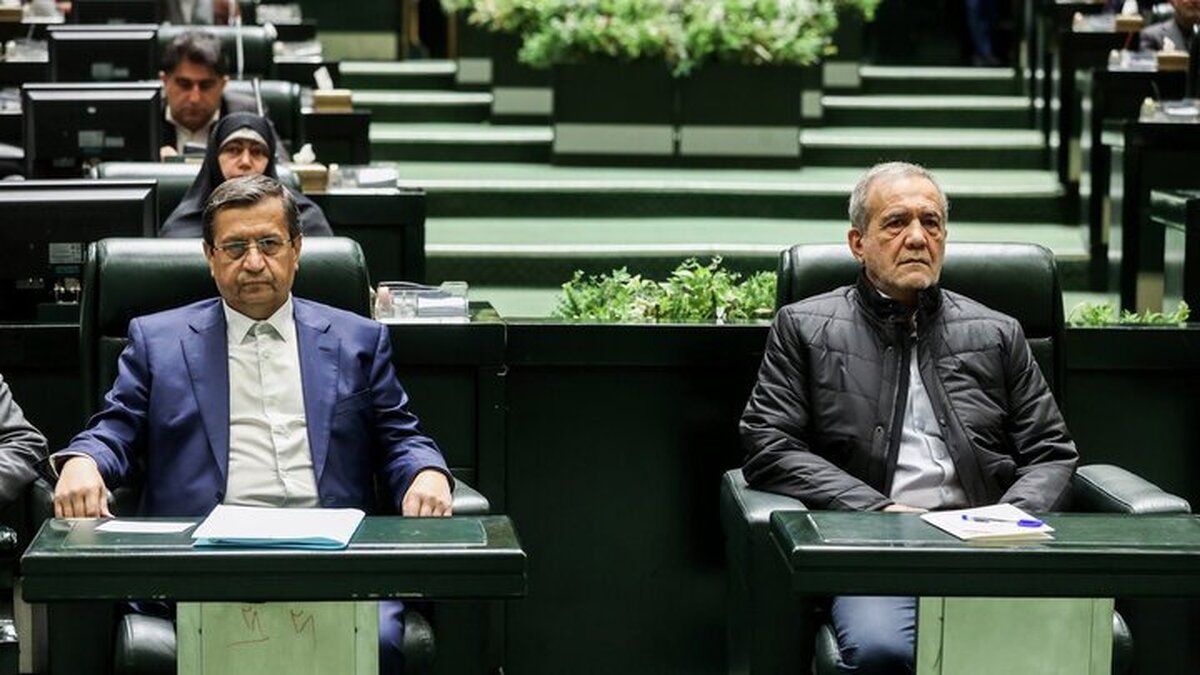 کشوری: در دولت قحط الرجال است که همتی رئیس بانک مرکزی شده است؟!