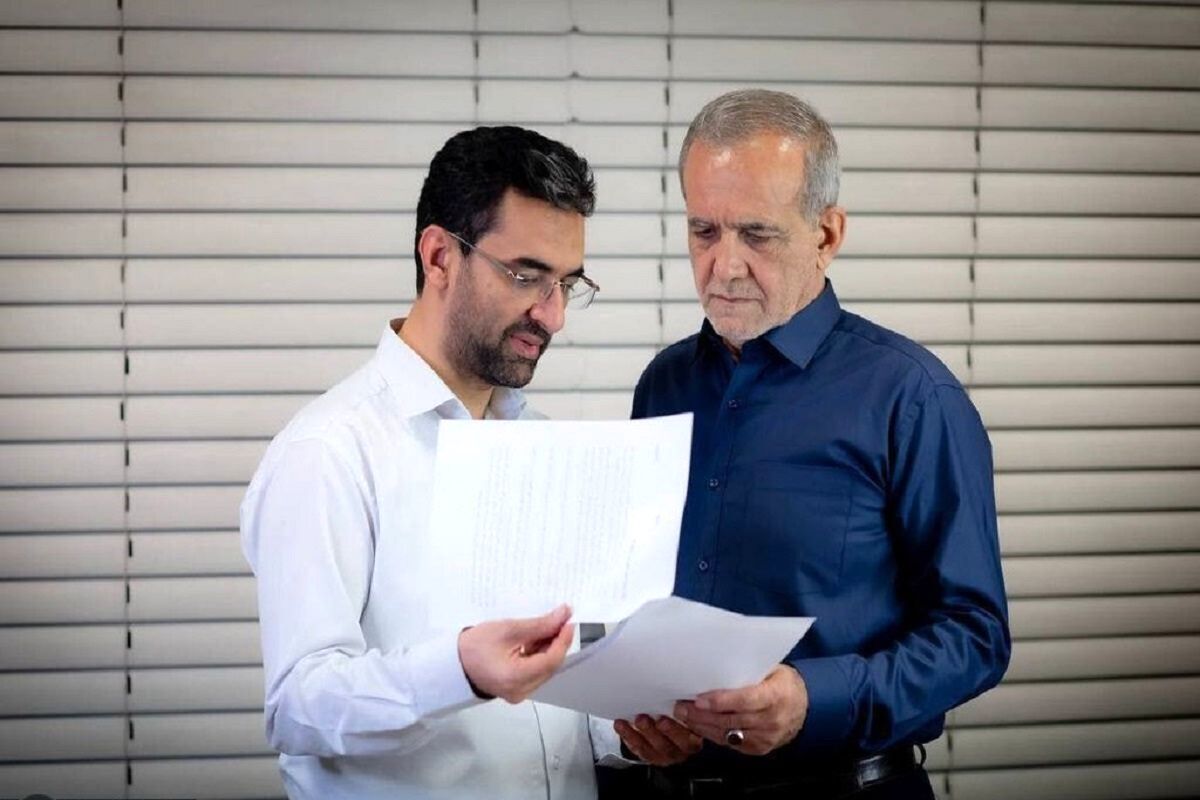 آقای آذری جهرمی آدم به رفیقش نیش نمیزنه! + فیلم