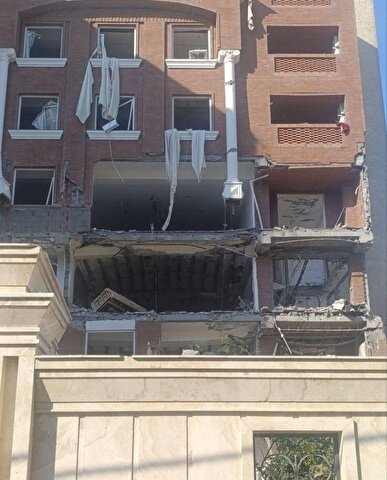 انفجار یک منزل مسکونی در بلوار معلم بندرعباس / مردم به شایعات توجه نکنند