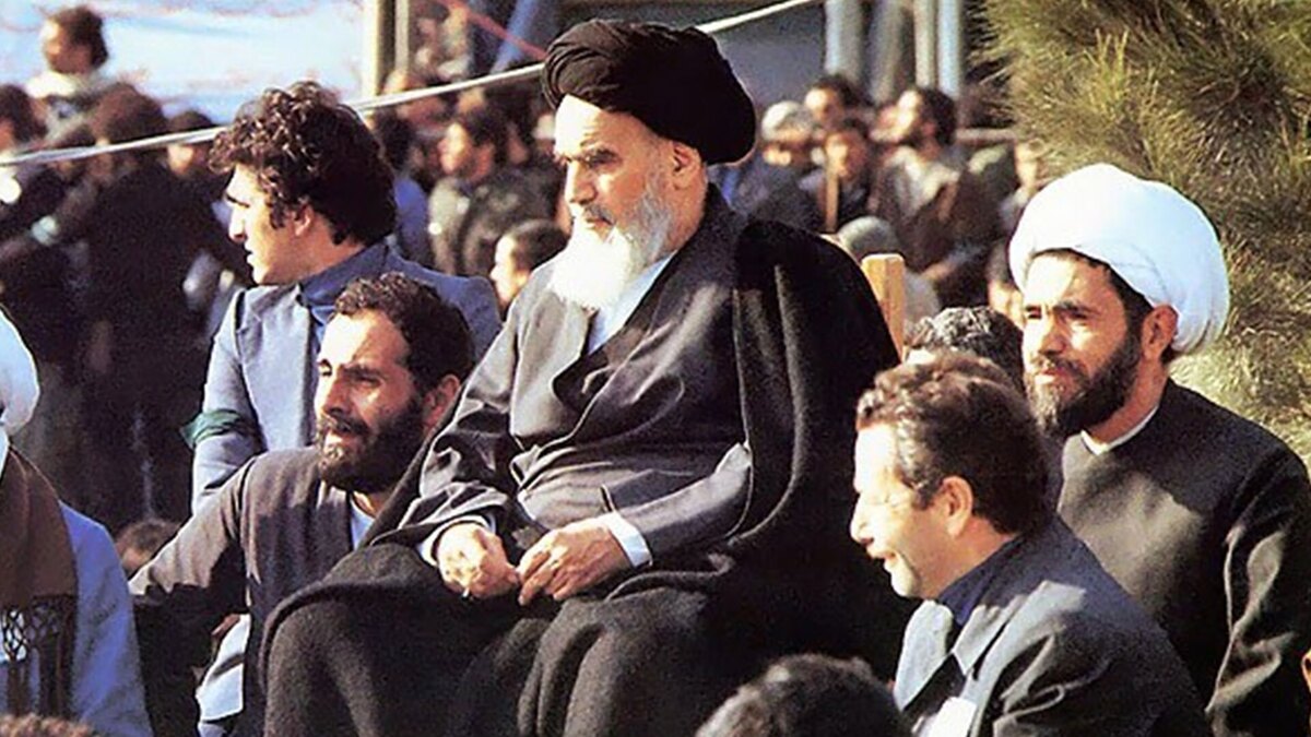 سخنان تاریخی امام خمینی (ره) در بدو ورود به ایران