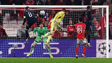 آناتولی تروبین، دروازه‌بانی که تاریخ لیگ قهرمانان اروپا را به لرزه درآورد