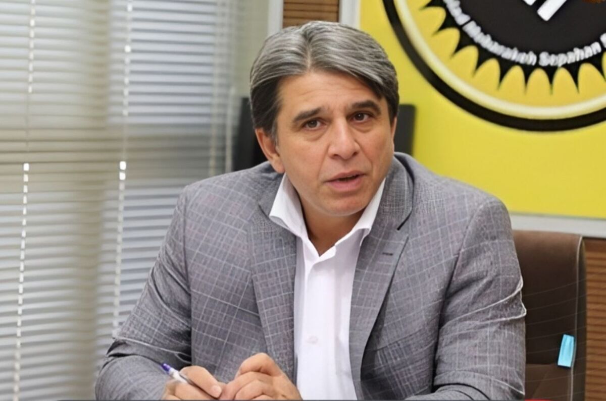 پرسپولیس و سپاهان شکایت از ملوان را به فیفا می‌برند