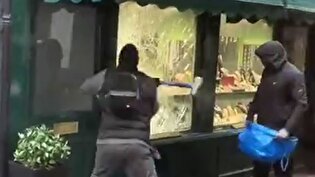 سرقت عجیب در روز روشن از یک جواهرفروشی در لندن