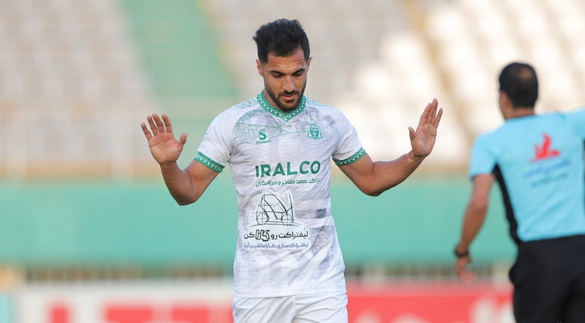 محمود قائدرحمتی دیدار ذوب‌آهن مقابل فجر سپاسی را از دست داد