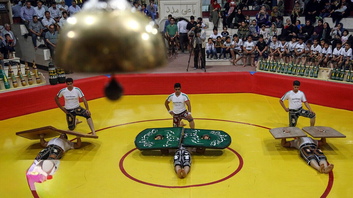 جشن اقتدار ورزش ایران با حضور وزیر ورزش و جوانان، با اجرای رشته‌های رزمی و مبارزه‌ای به مناسبت دهه مبارک فجر