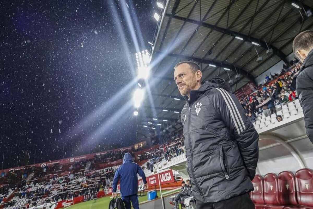 سرمربی تیم آلباسته:می&zwnj;خواهیم بارسلونا را هم مثل رئال مادرید حذف کنیم