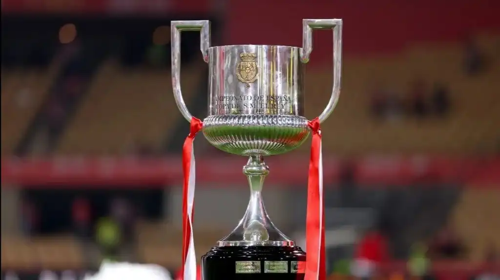 برنامه دیدار‌های فوتبال امروز / از جدال پرسپولیس در لیگ تا دیدار تیم ملی فوتسال ایران در نیمه نهایی