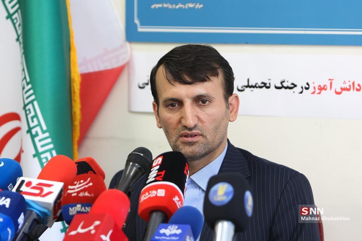 فرهادی: با هرگونه تعطیلی مدارس و کاهش زمان آموزش مخالف هستیم  / دانش‌آموزان فریب خورده از دشمن را باید نجات دهیم + فیلم