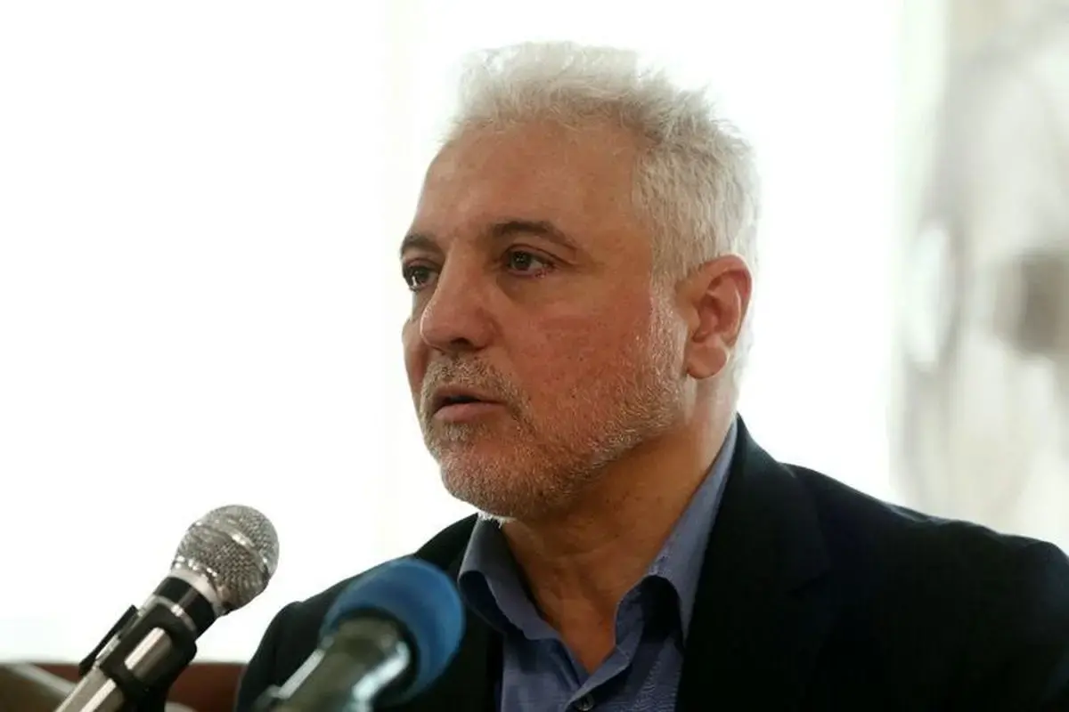 شانه ساز: در حوزه دارو نیازی به متخصصین خارجی نداریم / کم‌تر از ۱۰ درصد از دارو‌ها ممکن است در داروخانه‌های هلال احمر یافت نشود + فیلم