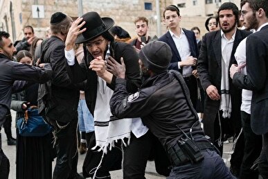 درگیری خشونت‌بار پلیس رژیم جنایتکار صهیونیستی با حریدی‌ها + فیلم