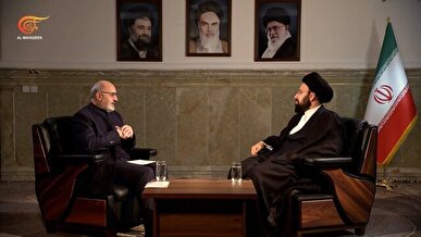 حجت الاسلام سید علی خمینی: آیت‌الله خامنه‌ای محبوبترین فرد در ایران است / جنگ با آمریکا بعید است اما اگر رخ دهد ما نمی‌ترسیم