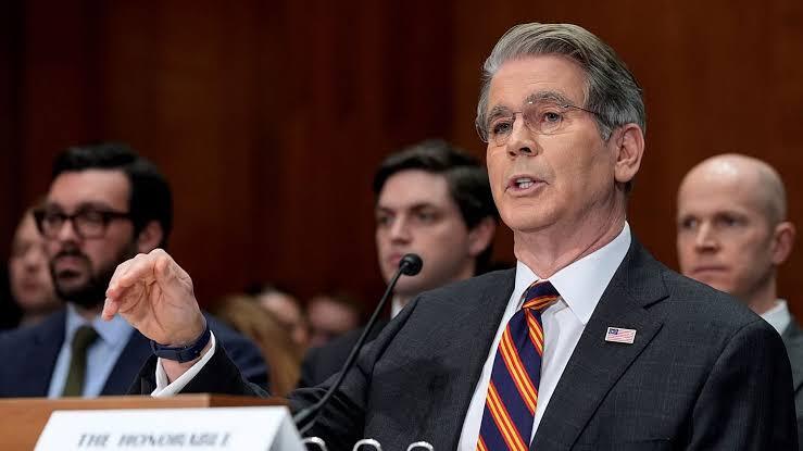 اعتراف وزیر خزانه&zwnj;داری آمریکا به اثرگذاری فشار&zwnj;های اقتصادی بر معیشت مردم ایران +فیلم