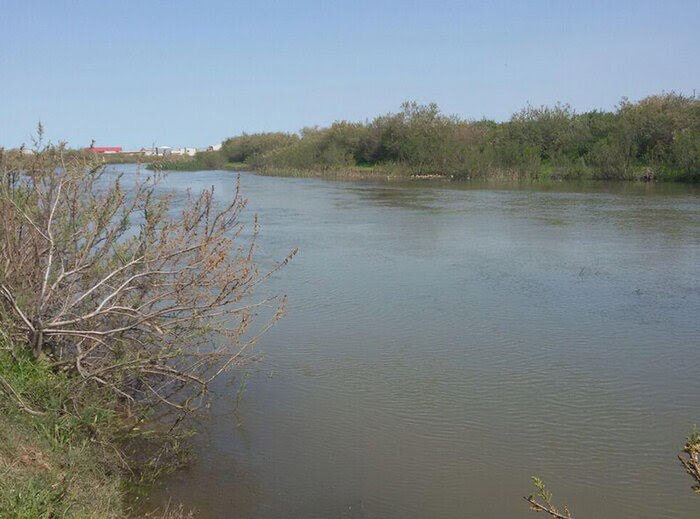 بارش باران، رودخانه &laquo;قره سو&raquo; در غرب گلستان را لبریز آب کرد+ فیلم