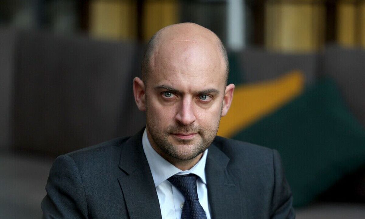 وزیر خارجه فرانسه در سفر به لبنان: ضرورت عقب&zwnj;نشینی اسرائیل و کنترل کامل سلاح توسط دولت لبنان