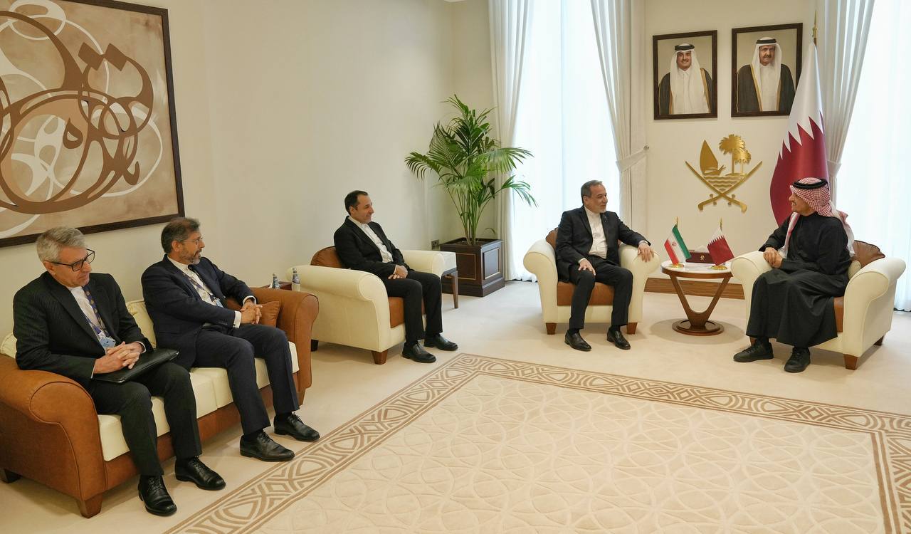 دیدار عراقچی و وزیر امور خارجه قطر + فیلم