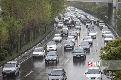 رصد ترافیک صبحگاهی پایتخت/ هم اکنون اکثر معابر تهران لغزنده و مه آلود است