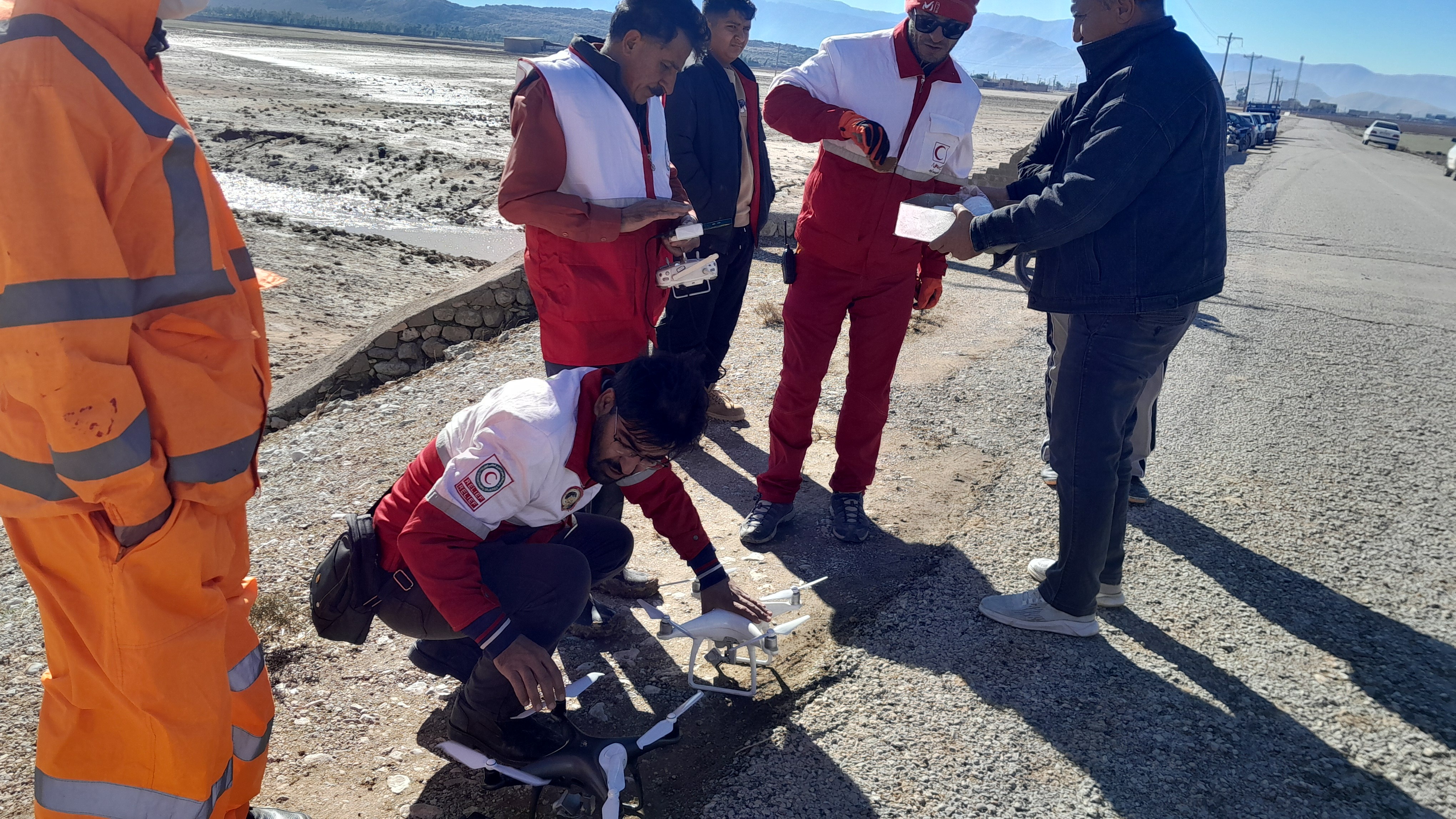 از اتاق عملیات تا چادرهای اضطراری/ روایت خسارت به پایگاه هلال احمر ایذه