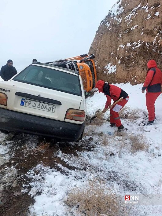 امدادرسانی به ۶۷۹ گرفتار در برف