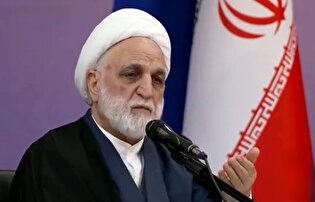 در حوزه‌های اقتصادی اعتماد مردم را از بین برده‌ایم