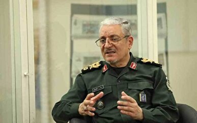 سردار طلایی نیک: بهترین همنوایی با خانواده‌های آسیب‌دیدگان و شهدای کودتای تروریستی در اولویت قرار دادن خدمت بیشتر، پیشرفت بیشتر و صیانت از هویت و امنیت ملت ایران است + فیلم