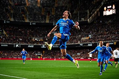 شبِ رکوردهای کهکشانی در مستایا؛ کارراس به گردِ پای ایرائولا رسید