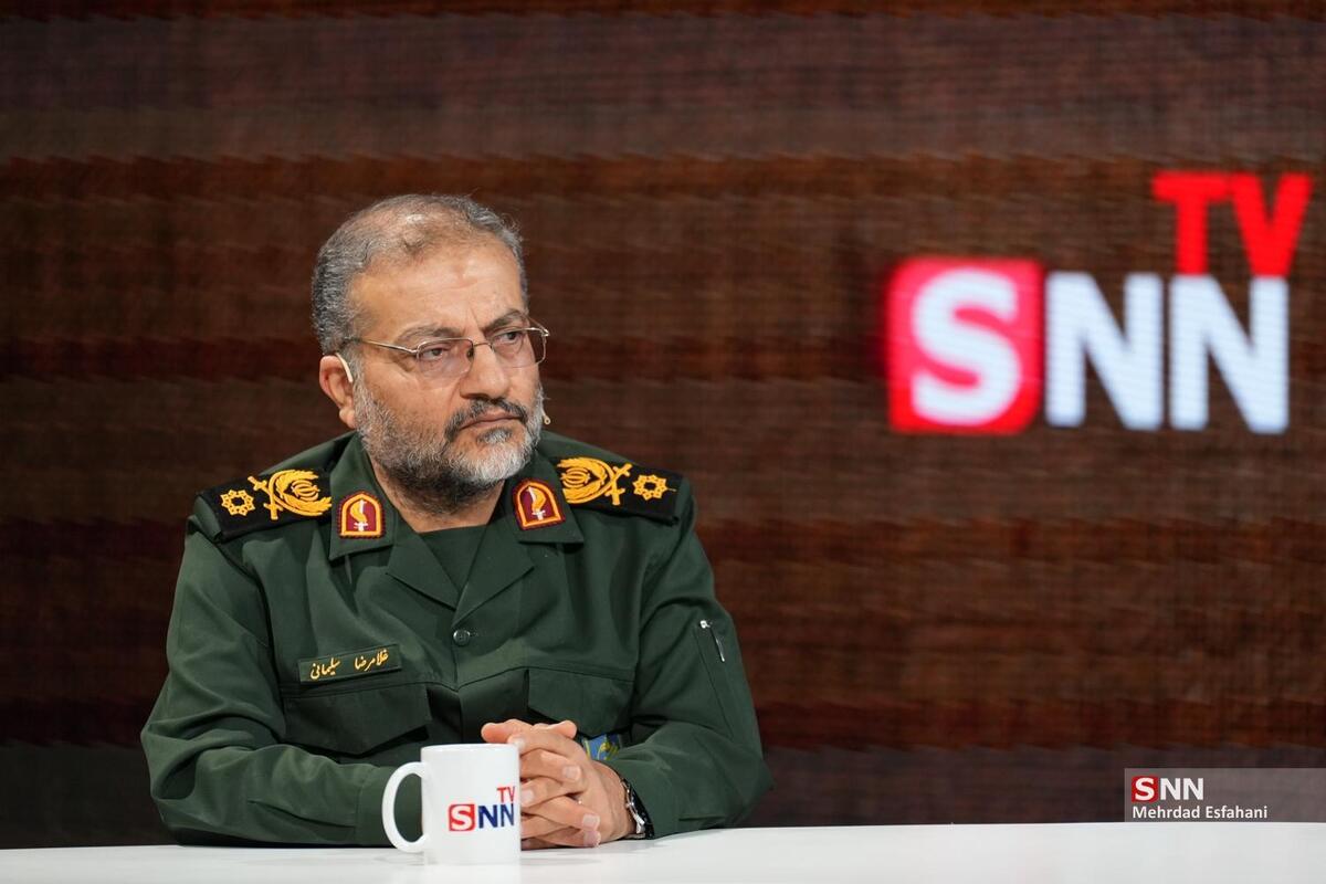 سردار سلیمانی: آمریکا در هیچ صحنه‌ای نتوانسته علیه ملت ایران موفقیتی کسب کند/ بازار در کودتای دی ماه در درست‌ترین نقطه تاریخ ایستاد + فیلم