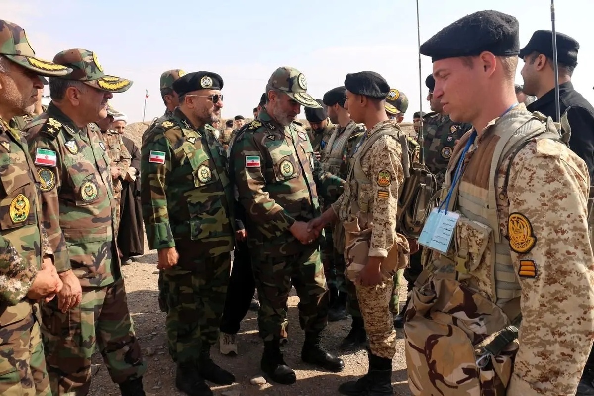 بازدید امیر سرتیپ جهانشاهی از یگان&zwnj;های نیروی زمینی ارتش در استان سیستان و بلوچستان