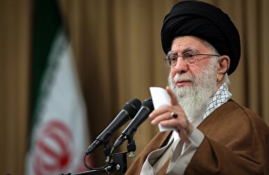 رهبر انقلاب: ملت ایران در ۲۲ بهمن ۵۷ یک فتح بزرگ کرد و خود را از دخالت بیگانگان نجات داد + فیلم