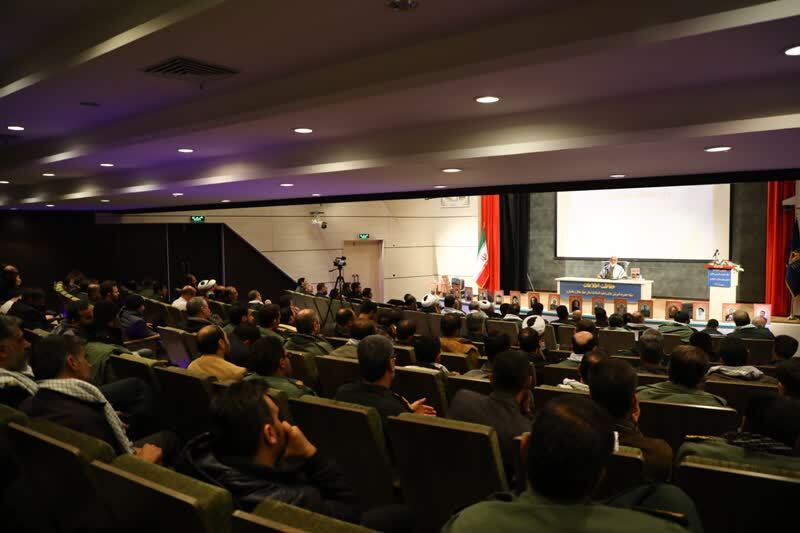 سردار نقدی: گرفتار تصویرسازی&zwnj;های غلط در فضای مجازی نشوید