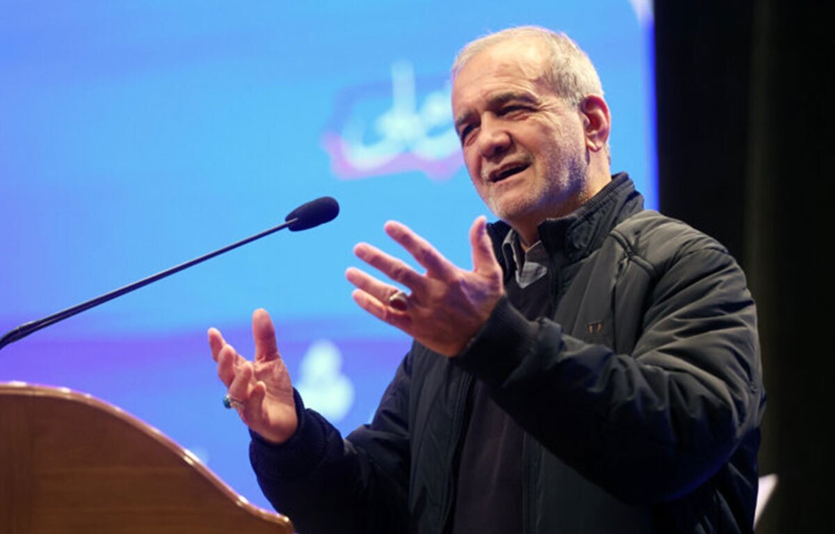 ۲۲ بهمن سرآغاز مردم سالاری دینی در ایران است / انقلاب اسلامی ایران توانست استقلال سیاسی ایران را تضمین کند