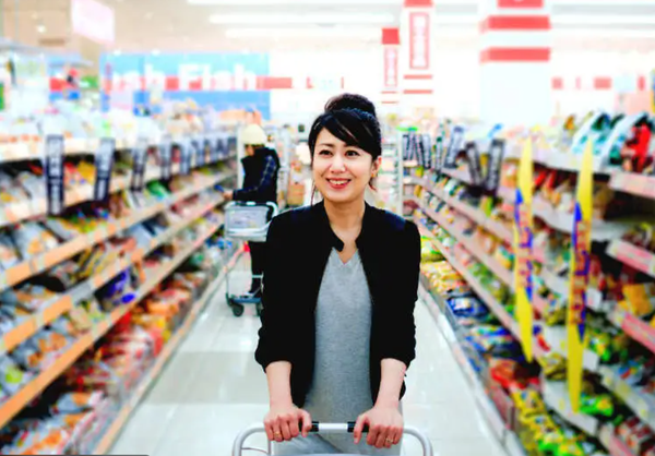 ژاپن مالیات بر خرید مواد غذایی را متوقف کرد