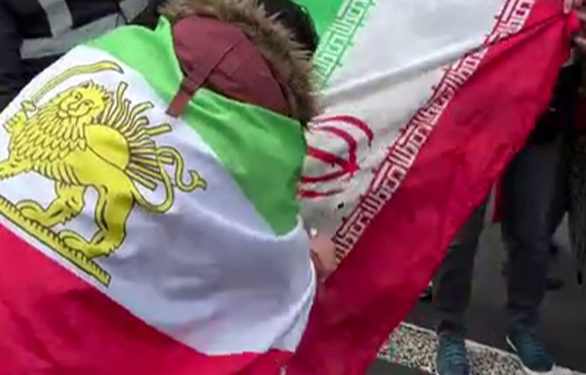 پرچم ایران تا ابد جاویدان