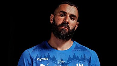 بمب ۱۸۰ میلیون دلاری الهلال/ انتقال بنزما حتی رونالدو را هم شاکی کرد | اخبار ورزشی