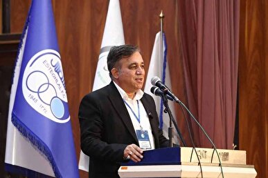 واکنش تاجرنیا به صحبت‌های مجری صداوسیما در برنامه فوتبال برتر