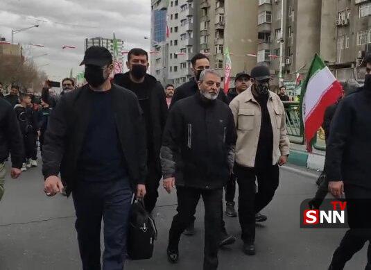حضور سرلشکر موسوی، رئیس ستاد کل نیرو&zwnj;های مسلح در راهپیمایی ۲۲ بهمن + فیلم