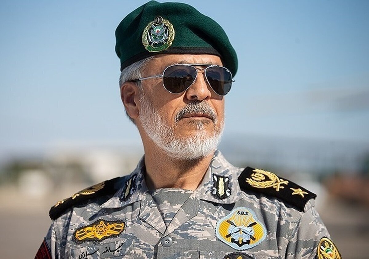 دریادار سیاری: کمر استکبار را در منطقه شکستیم/ خون شهدا موجب پیروزی ملت ایران شده است + فیلم