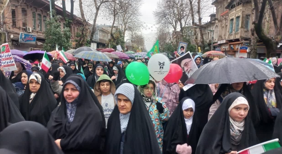 هر دستی که به سمت ملت ایران دراز شود با اقتدار شکسته خواهد شد