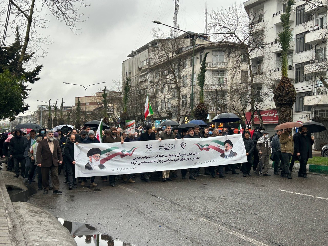 هر دستی که به سمت ملت ایران دراز شود با اقتدار شکسته خواهد شد