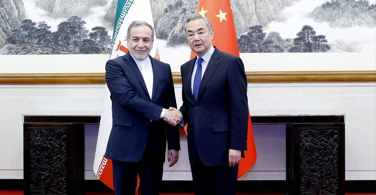 پیام تبریک وزیر امور خارجه چین به مناسبت سالگرد پیروزی انقلاب اسلامی