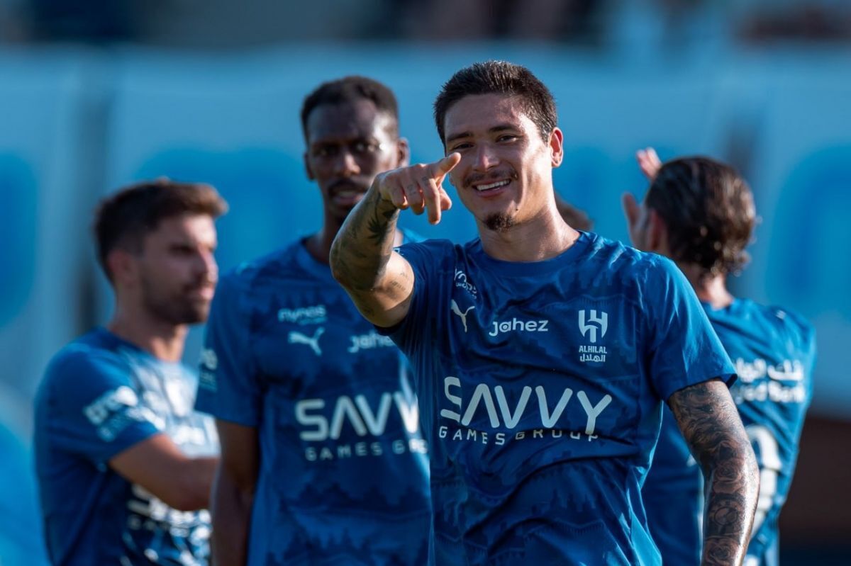 ستاره سابق لیورپول از فهرست الهلال کنار گذاشته شد!