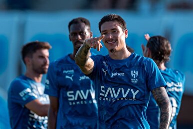 ستاره سابق لیورپول از فهرست الهلال کنار گذاشته شد!