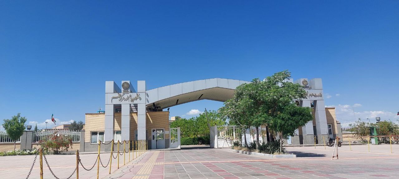 تحصیل ۵ هزار دانشجو در پیام نور قم/ایجاد نیروگاه خورشیدی در زمینی به وسعت ۲ هکتار