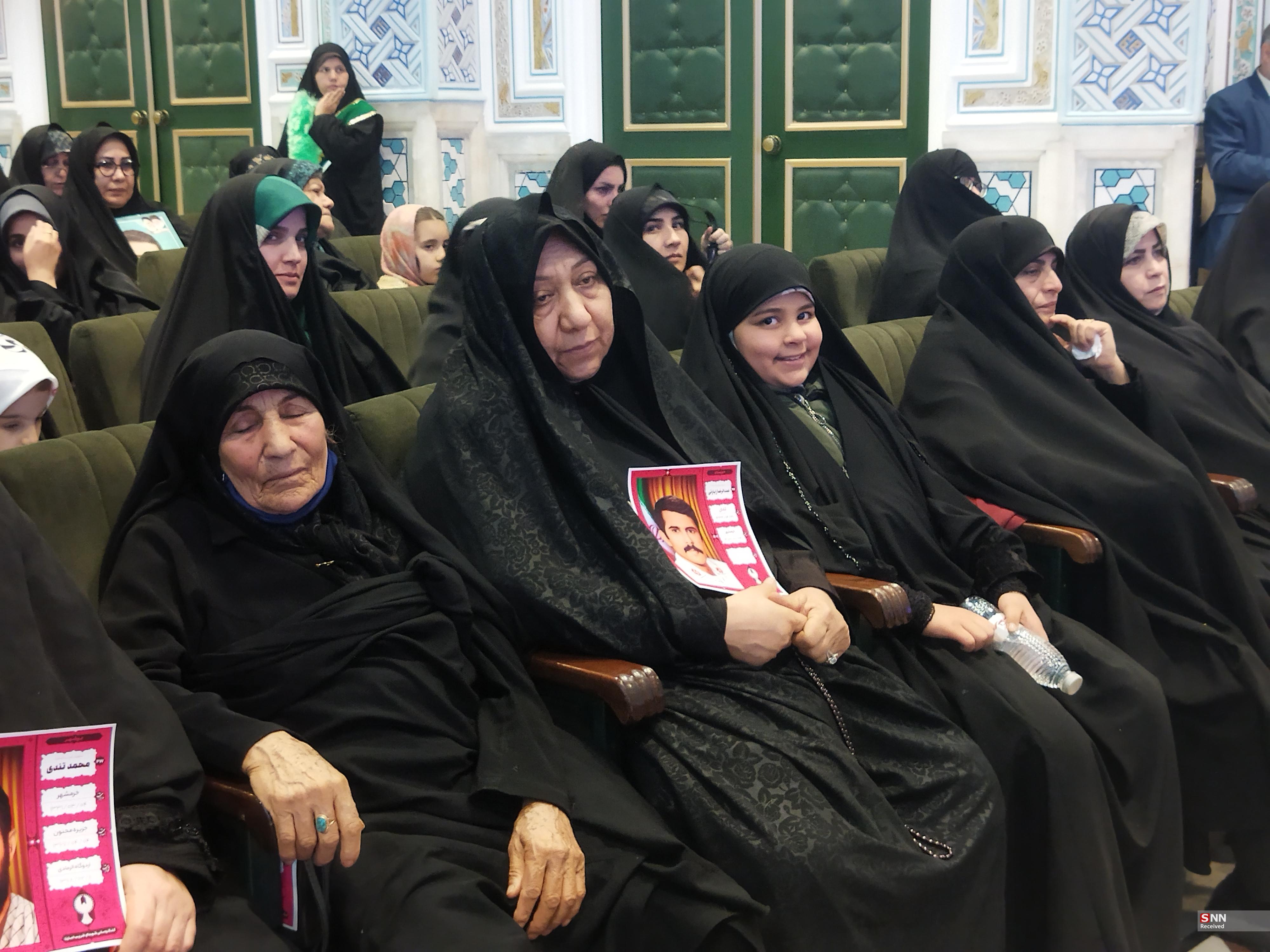 کنگره ملی شهدای غریب اسارت در مشهد مقدس برگزار شد / اجتماعی برای بزرگداشت مردانی که در غربت شهید شدند