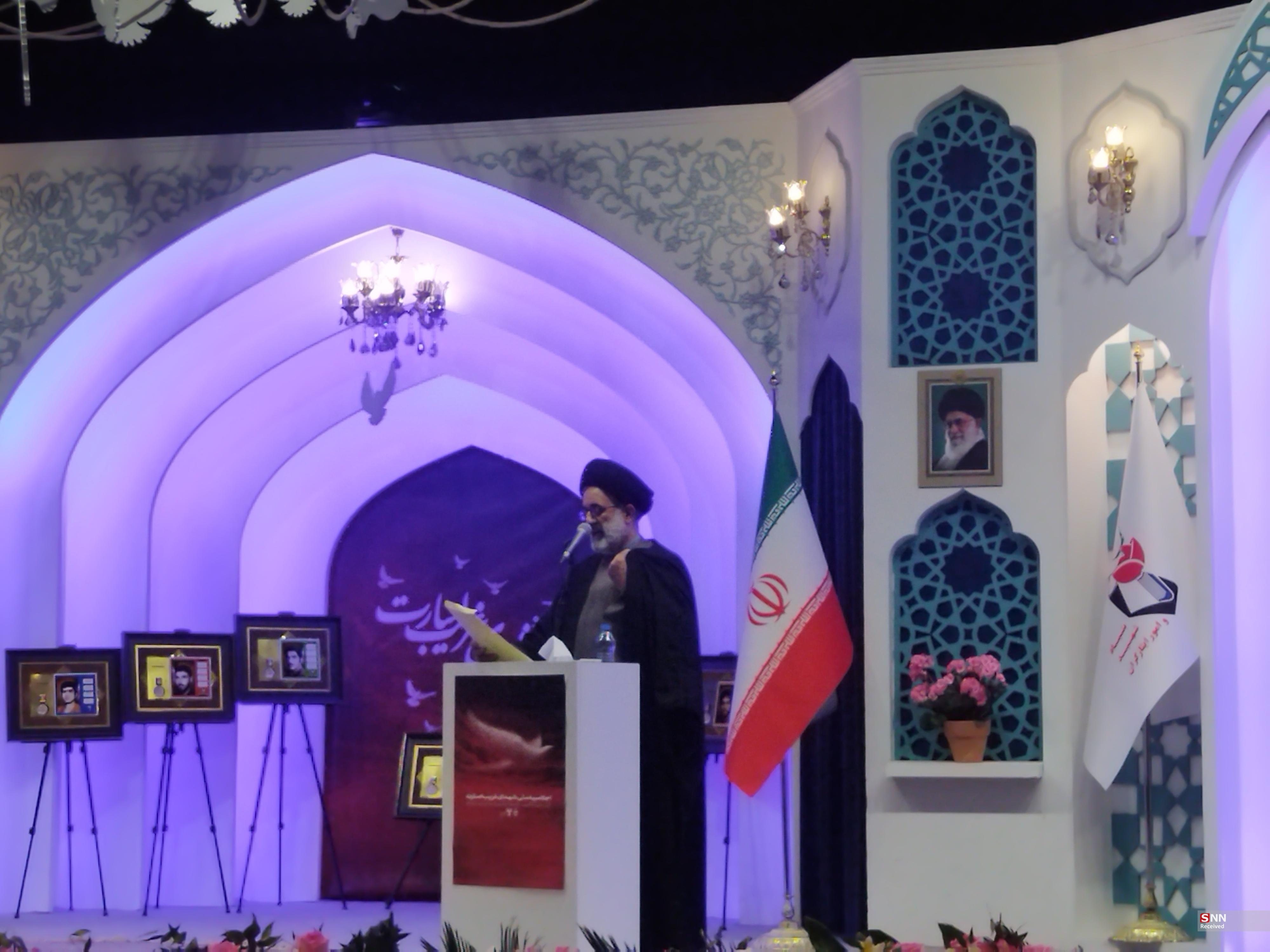 کنگره ملی شهدای غریب اسارت در مشهد مقدس برگزار شد / اجتماعی برای بزرگداشت مردانی که در غربت شهید شدند